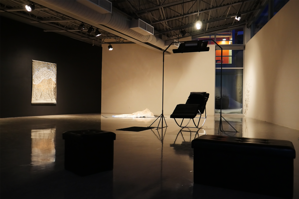 Vernissage de l'exposition TRIANGULATION | Installation | Camille BERNARD-GRAVEL